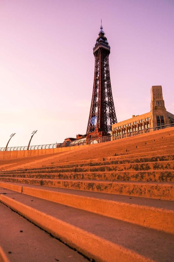 Foxhall Village 2* Blackpool