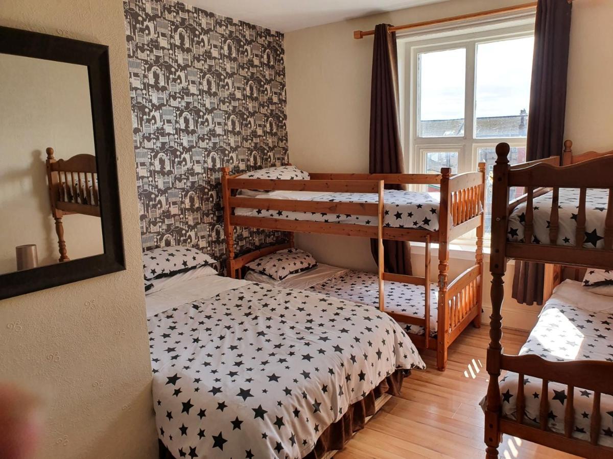 Guest house Foxhall Village 2*
