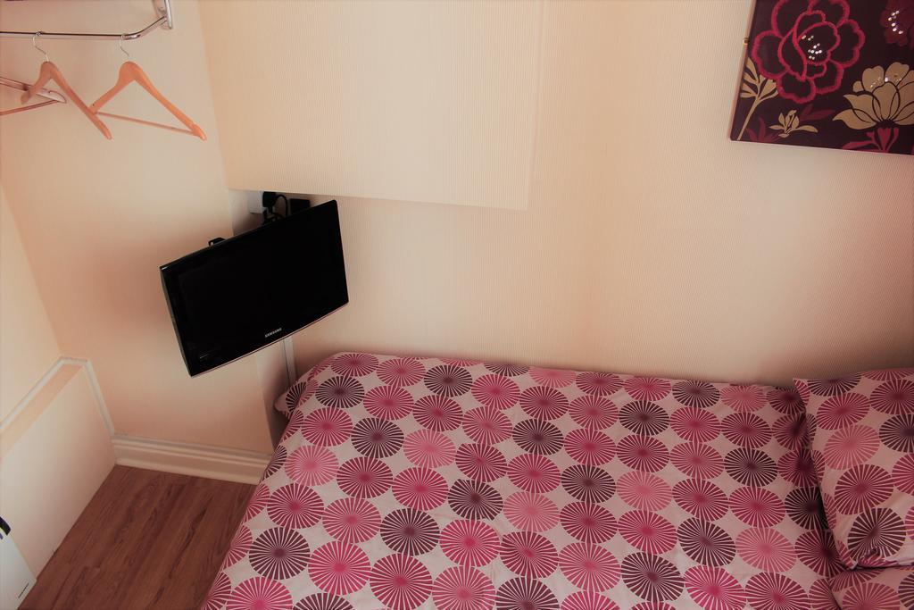 Foxhall Village Guest house